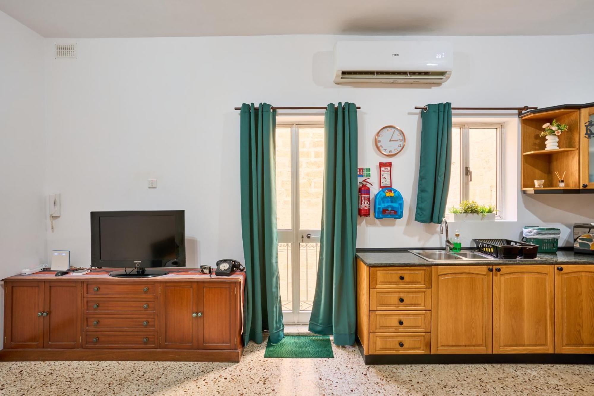 Ta' Nena Apartment In Floriana, 10 Minutes Away From Valletta Eksteriør bilde