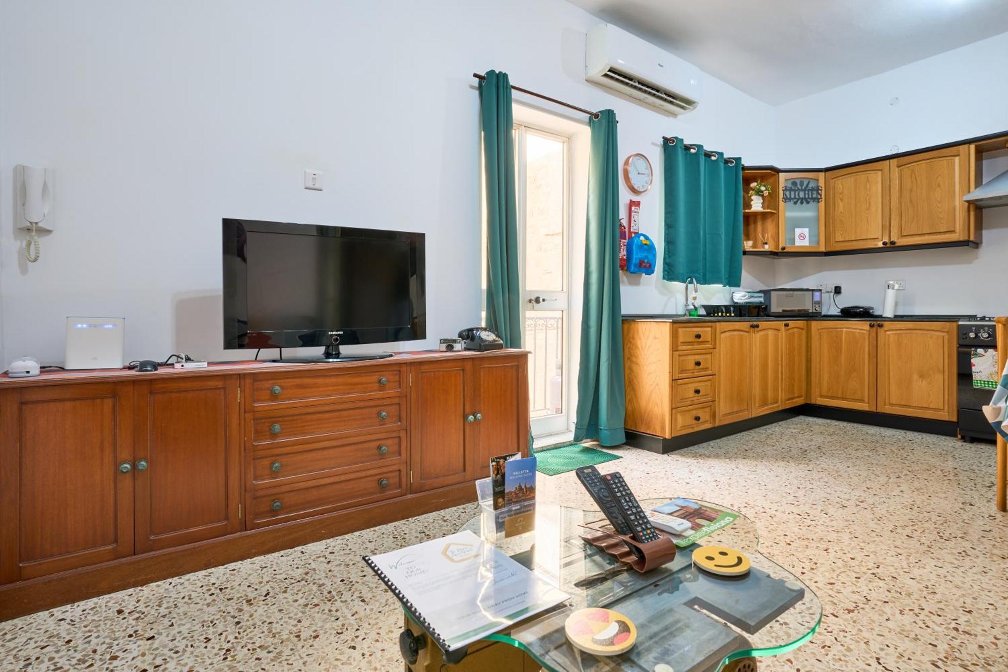 Ta' Nena Apartment In Floriana, 10 Minutes Away From Valletta Eksteriør bilde